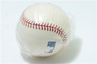 NOLAN RYAN SIGNED BASEBALL WITH COA-NOLAN RYAN FOUNDATION OFFICIAL MLB BASEBALL